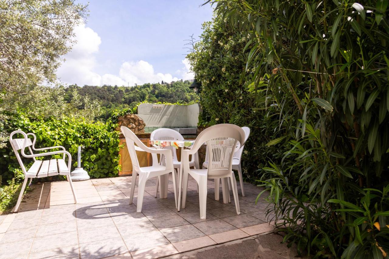Oleander Apartment